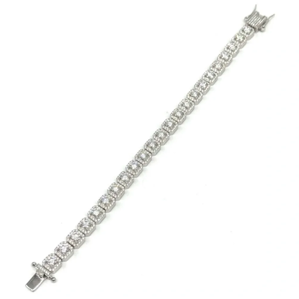 925 Silver, 11.5CTW Ice Cube Moissanite Bracelet - 8.5